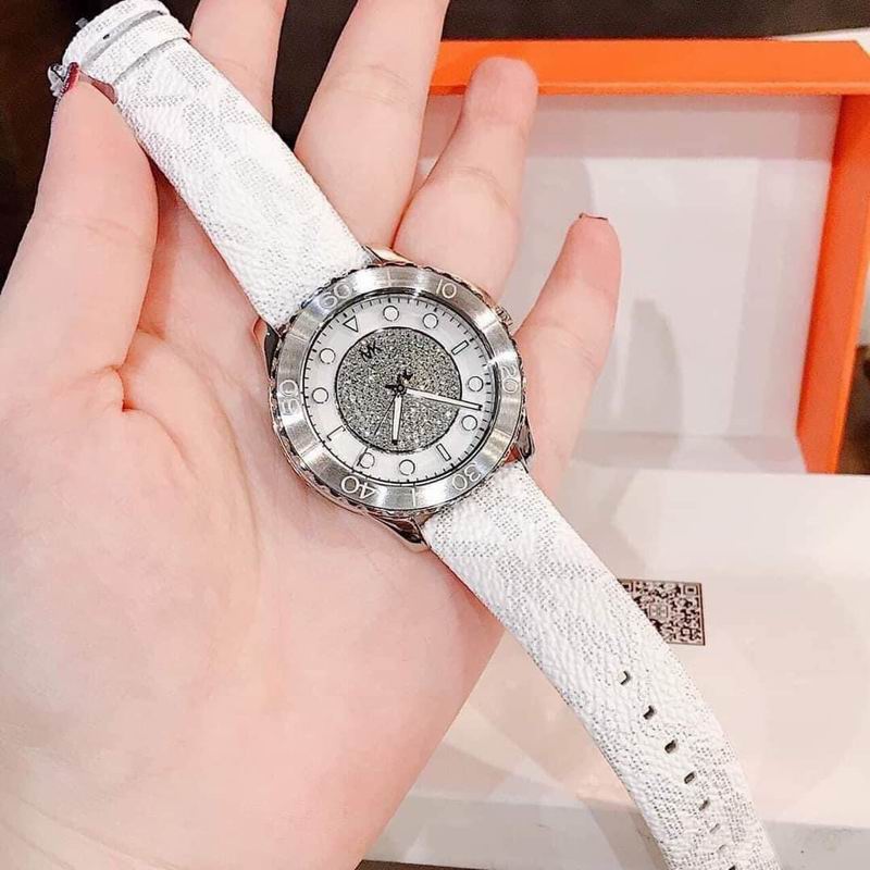 MK watch 1010177